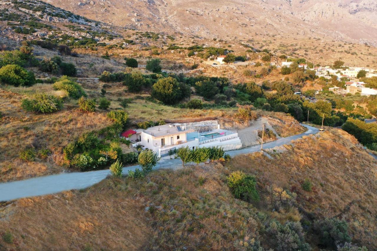 Villa Tzekos Kendrochori Exteriör bild