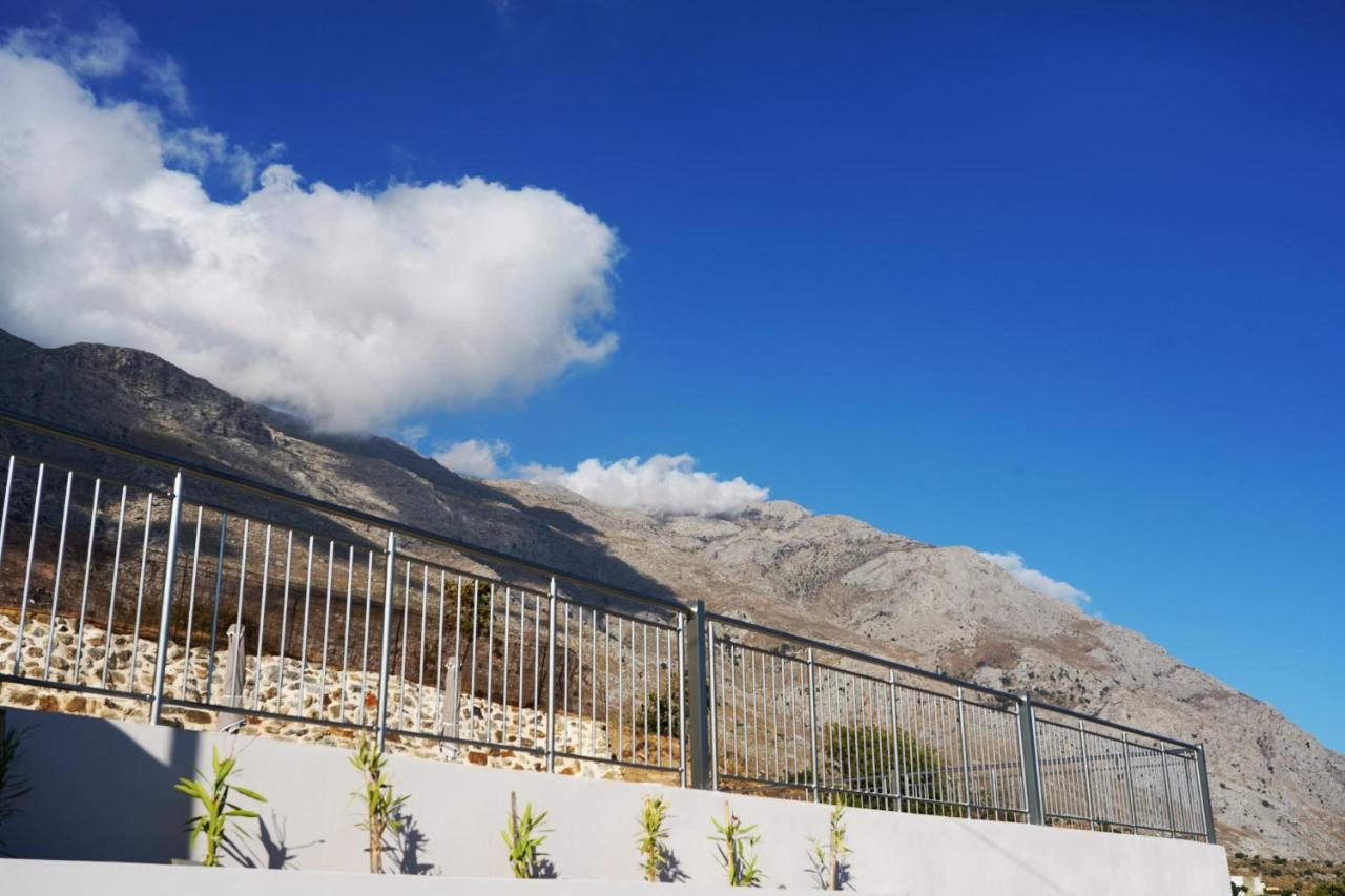 Villa Tzekos Kendrochori Exteriör bild