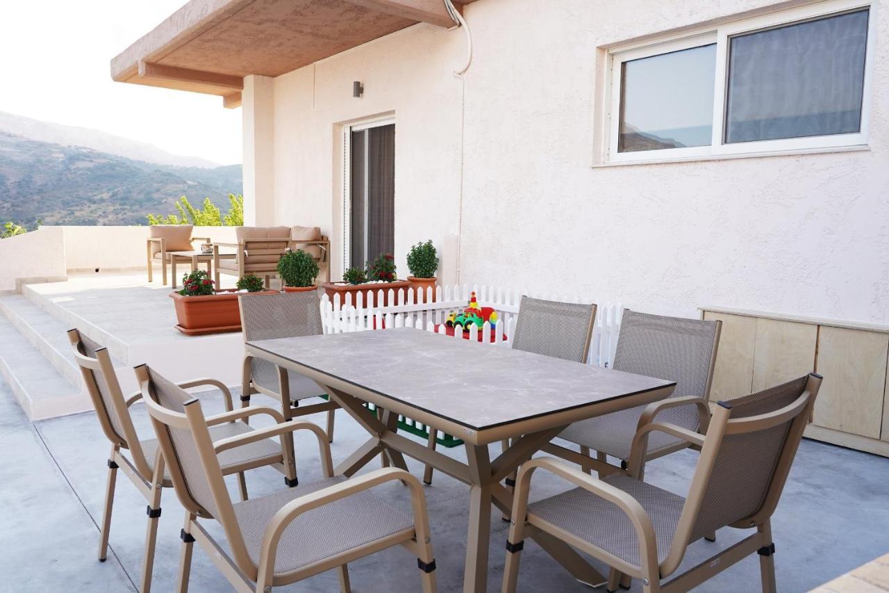 Villa Tzekos Kendrochori Exteriör bild